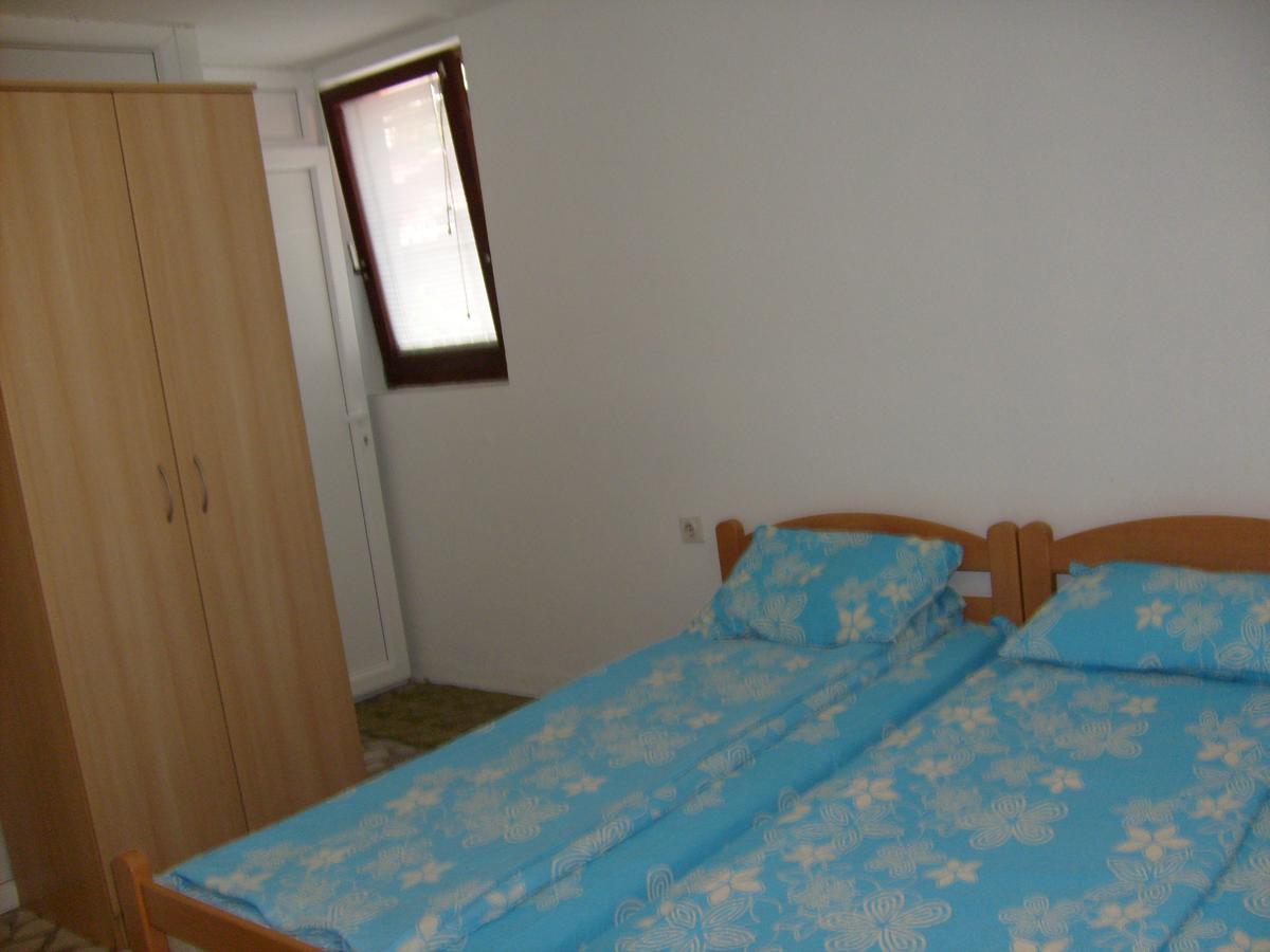 Vila Veronika Hostel Ohrid Luaran gambar