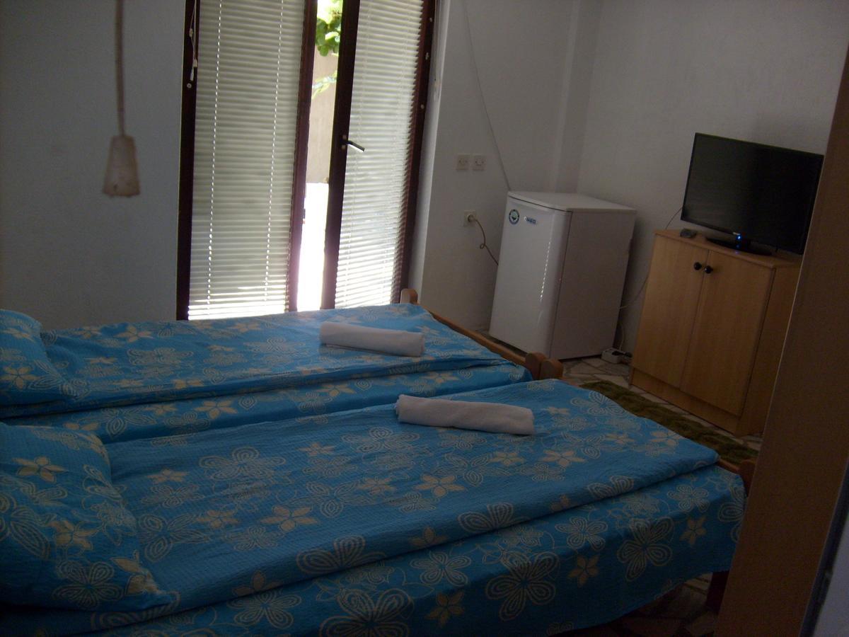 Vila Veronika Hostel Ohrid Luaran gambar