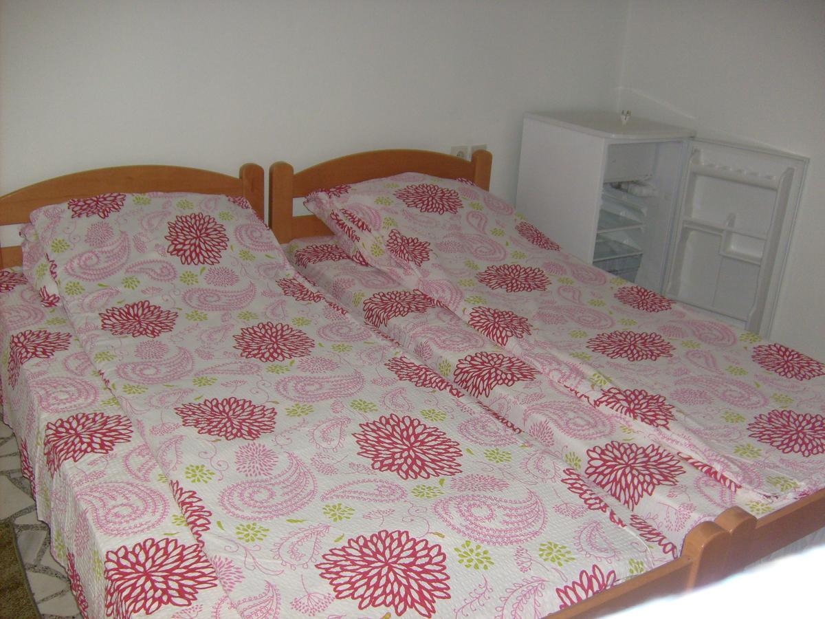 Vila Veronika Hostel Ohrid Luaran gambar