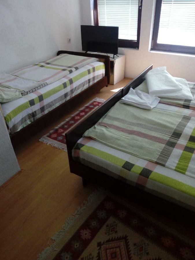 Vila Veronika Hostel Ohrid Luaran gambar