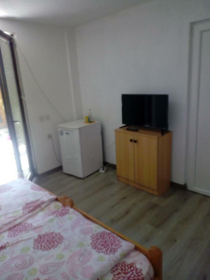 Vila Veronika Hostel Ohrid Luaran gambar